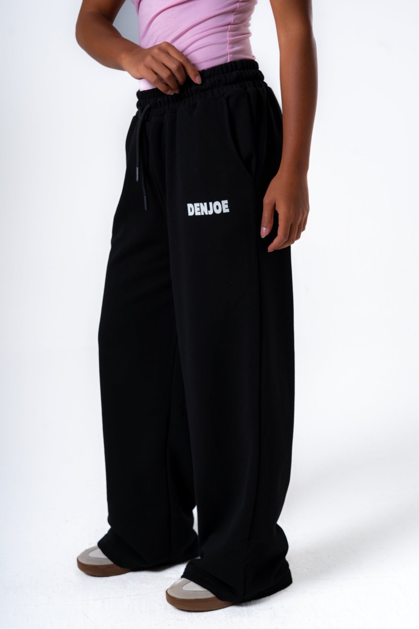 Loose Fit (Black)