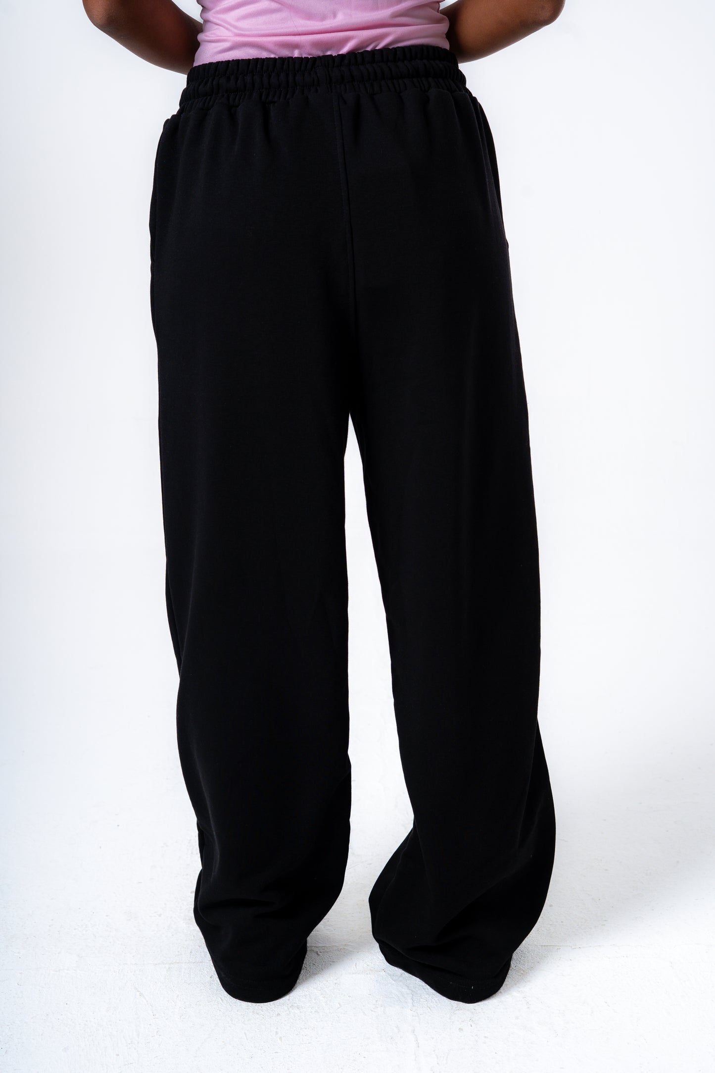 Loose Fit (Black)