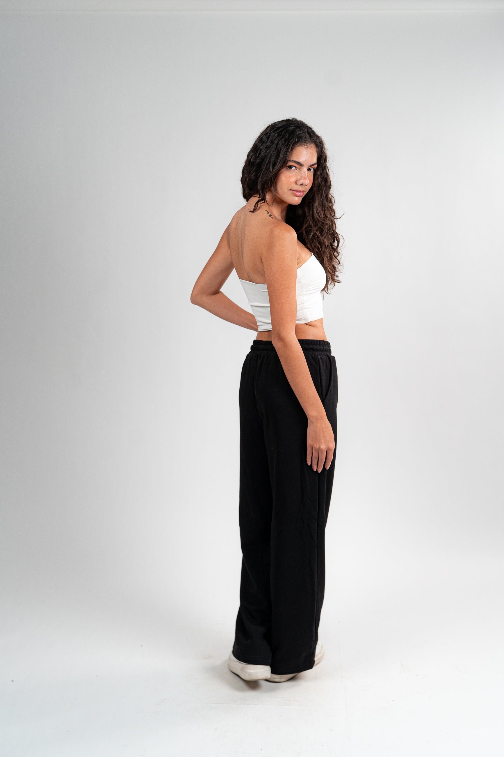 DENJOE SWEATPANTS LOOsE FIT (BLACK)