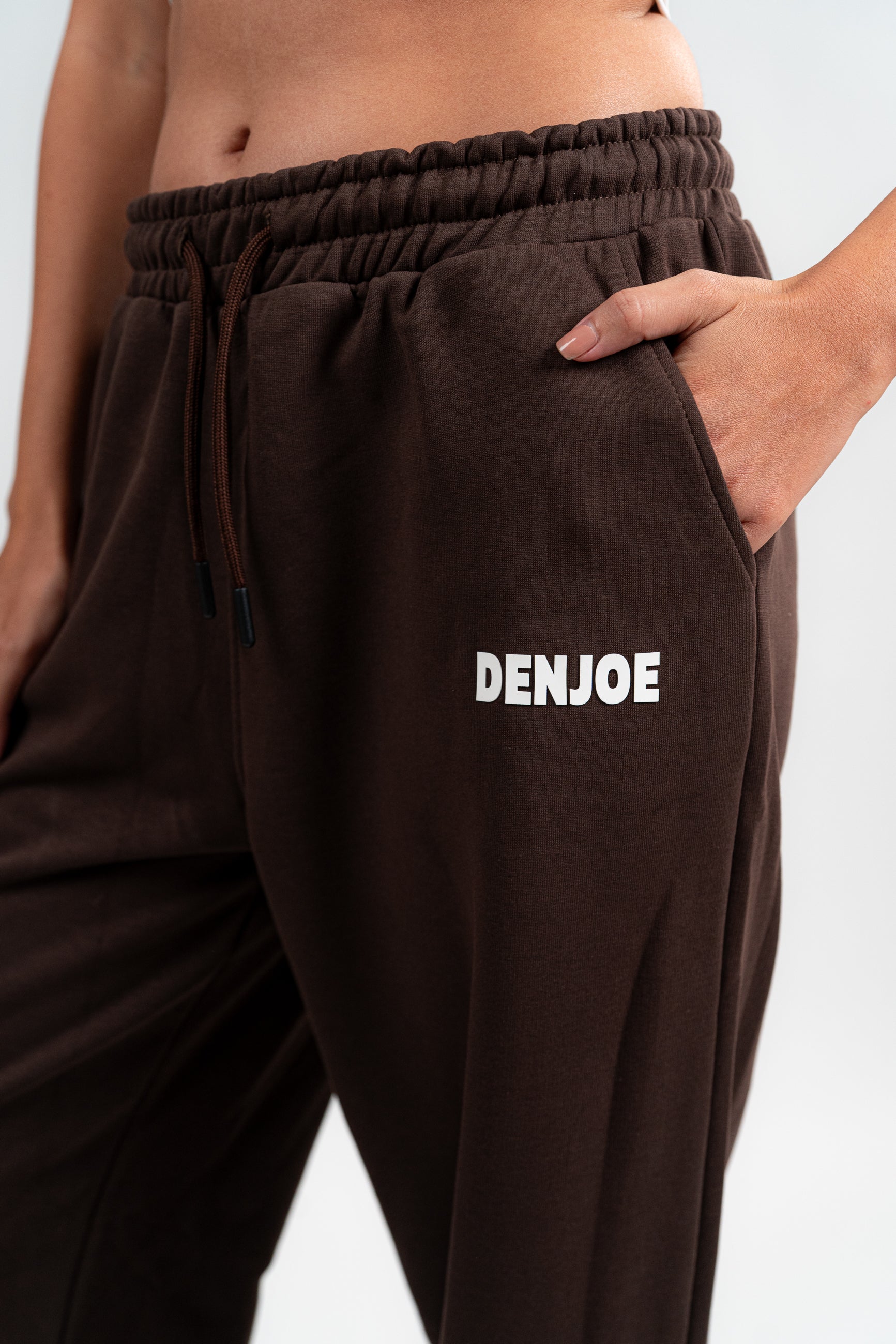 DENJOE SWEATPANTS LOOsE FIT (BRWON)