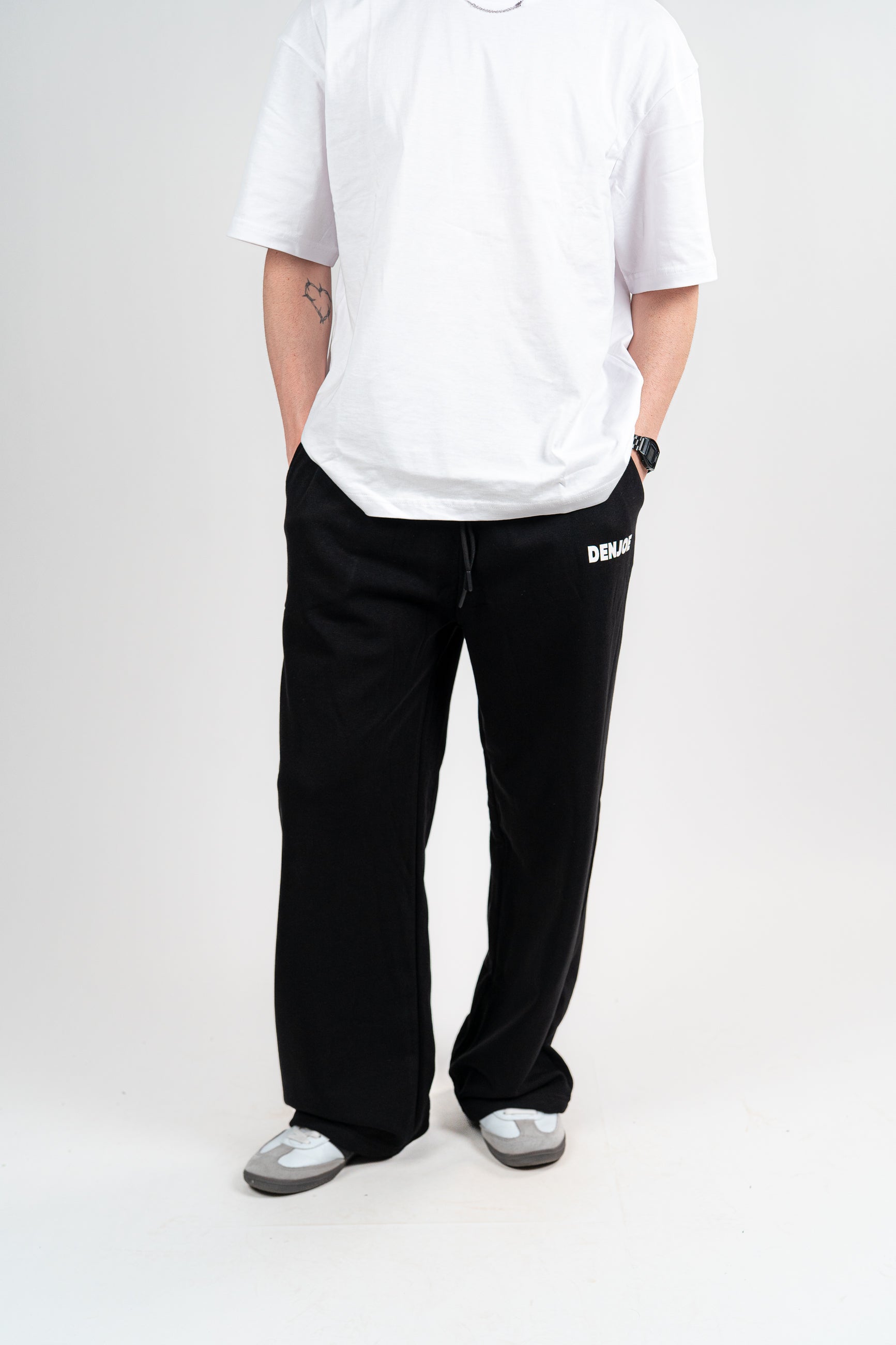 DENJOE SWEATPANTS LOOsE FIT (BLACK)